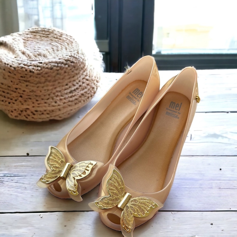 Mini Melissa Kids Shoes in Gold and Cream